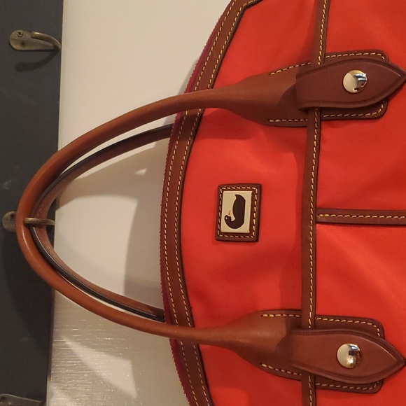 Dooney and bourke nylon & leather trim.brown and red.14.5w 9.75h - Picture 2 of 12